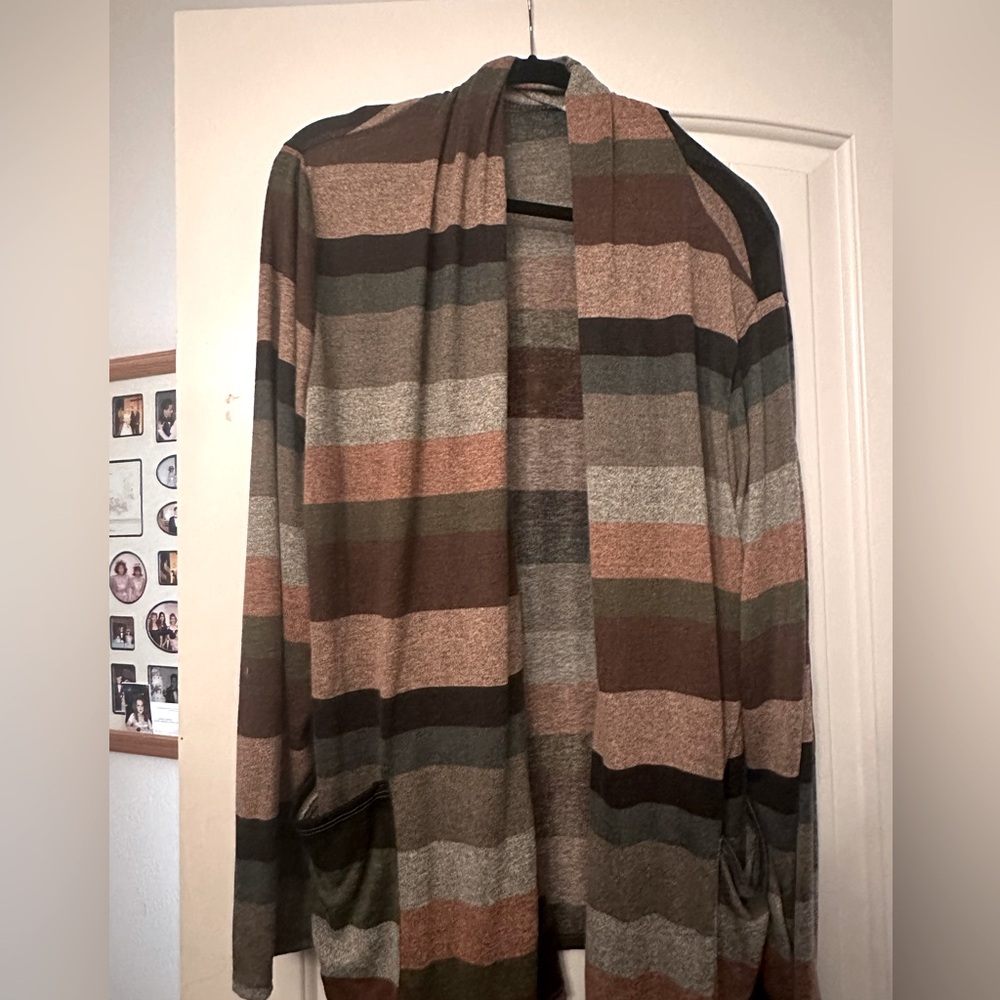 Cardigan 1x/2x long sleeve